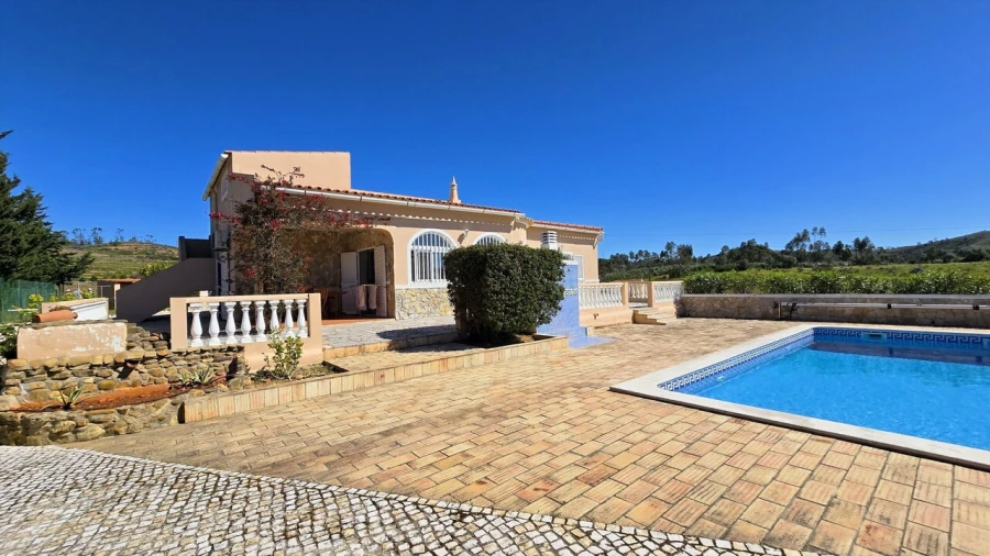 Moradia T4 para Venda em Silves Foto 33