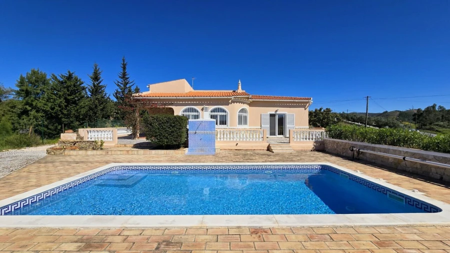 Moradia T4 para Venda em Silves Foto 47