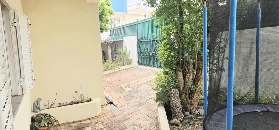 Moradia T4 para Venda em Portimão Foto 5