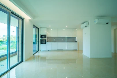 Apartamento T3 para Venda em Albufeira e Olhos de Água