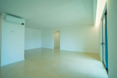 Apartamento T3 para Venda em Albufeira e Olhos de Água