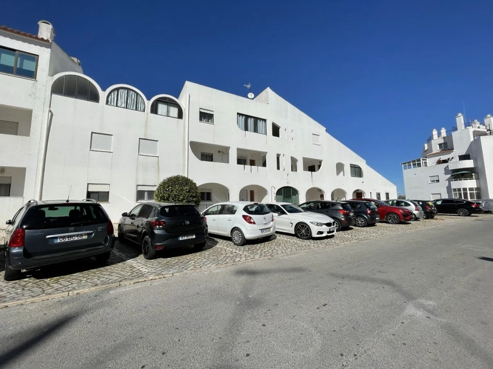 Apartamento T2 para Venda em Albufeira e Olhos de Água Foto 1