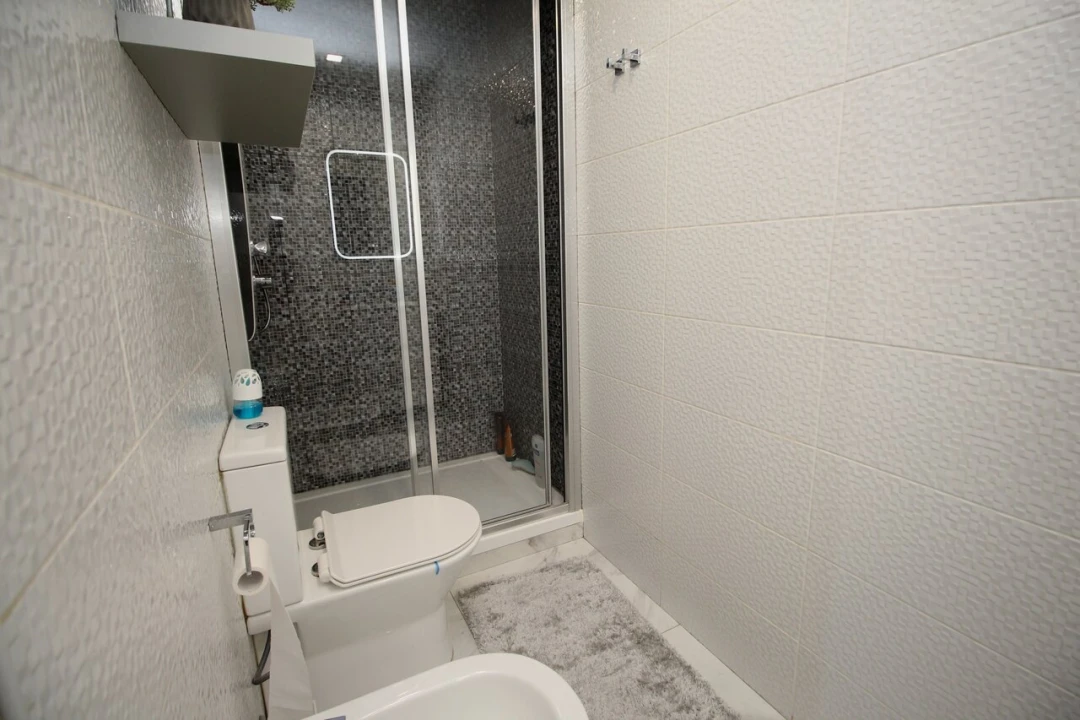 Apartamento T2 para Venda em Albufeira e Olhos de Água Foto 16