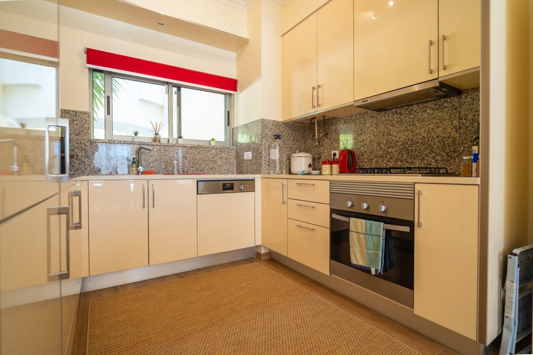 Apartamento T2 para Venda em Albufeira e Olhos de Água Foto 14