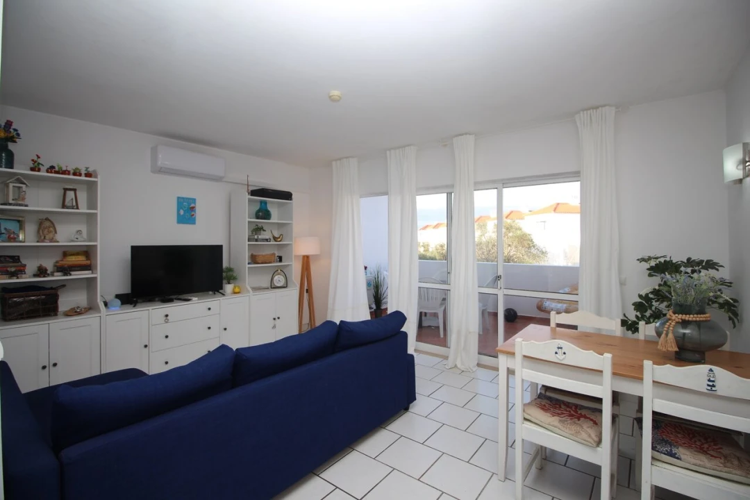 Apartamento T1 para Venda em Albufeira e Olhos de Água Foto 9