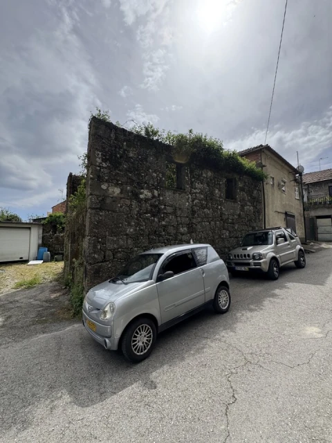 Moradia T1 para Venda em Lobão da Beira