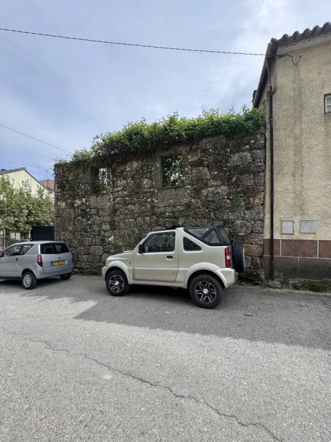 Moradia T1 para Venda em Lobão da Beira