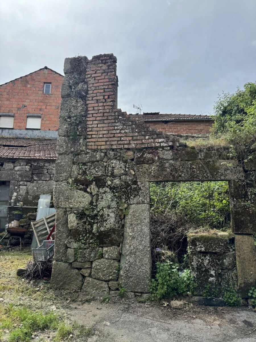 Moradia T1 para Venda em Lobão da Beira Foto 6