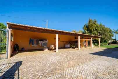 Quinta T5 para Venda em Paderne