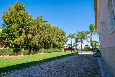 Quinta T5 para Venda em Paderne