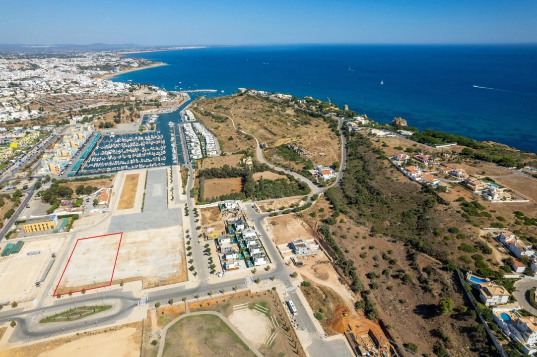 Terreno para Venda em Albufeira e Olhos de Água Foto 9