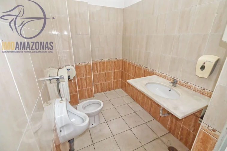Armazém para Venda em Estômbar e Parchal Foto 13