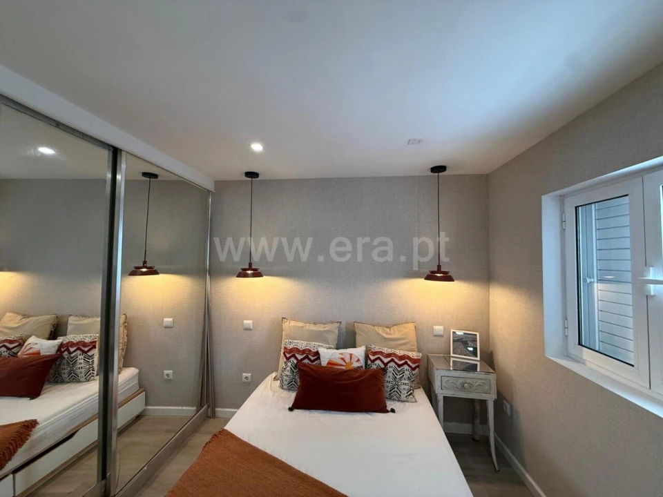 Moradia T3 para Venda em Arvore Foto 9