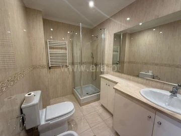 Apartamento T2 para Venda em Mafamude e Vilar do Paraíso