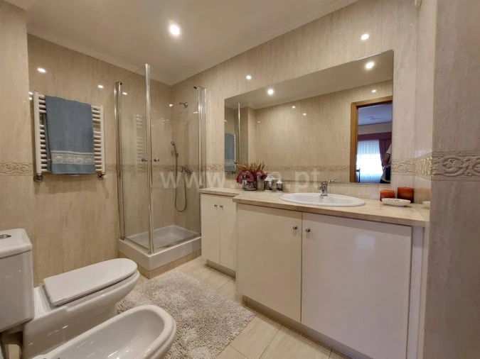 Apartamento T2 para Venda em Mafamude e Vilar do Paraíso Foto 5