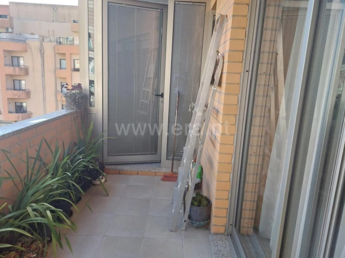 Apartamento T2 para Venda em Mafamude e Vilar do Paraíso Foto 10