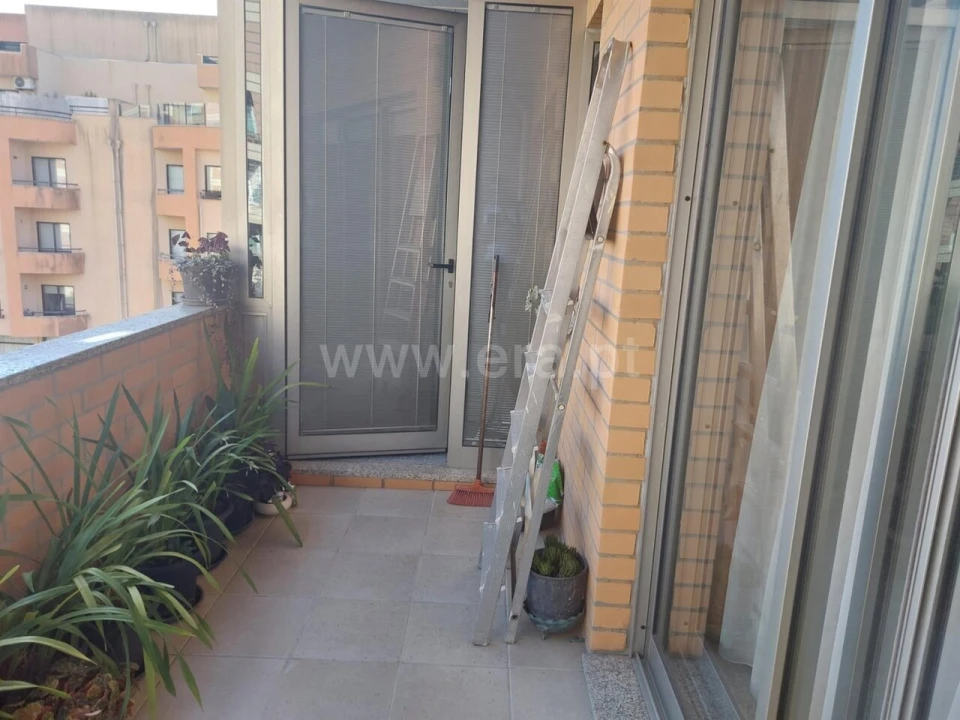 Apartamento T2 para Venda em Mafamude e Vilar do Paraíso Foto 10