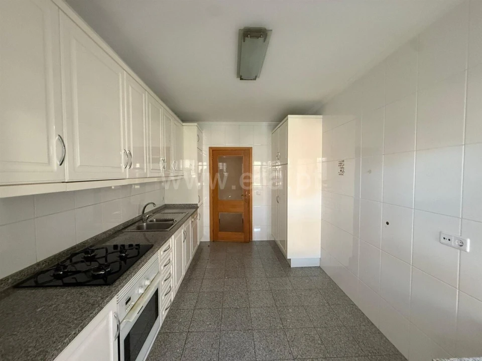 Apartamento T2 para Venda em Mafamude e Vilar do Paraíso Foto 3