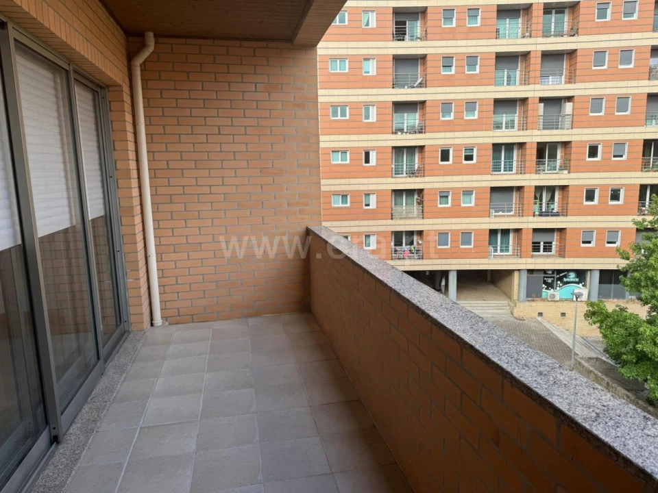 Apartamento T2 para Venda em Mafamude e Vilar do Paraíso Foto 2