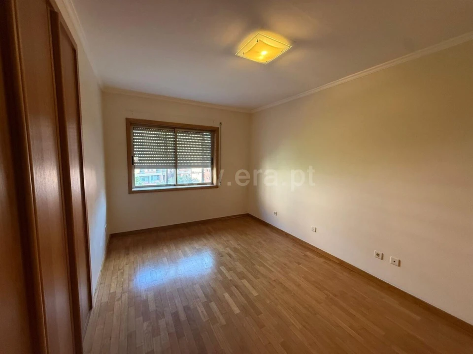 Apartamento T2 para Venda em Mafamude e Vilar do Paraíso Foto 7