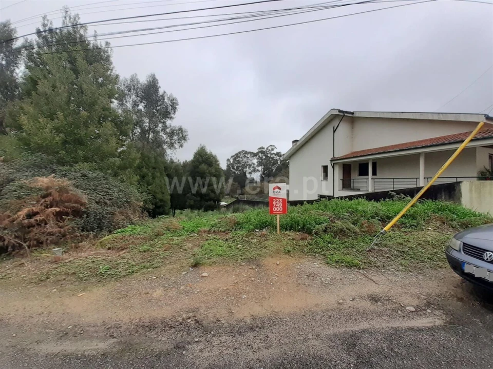 Terreno para Venda em Pedroso e Seixezelo Foto 1