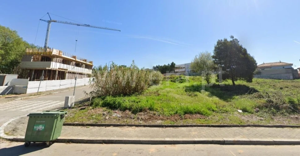 Terreno para Venda em Pedroso e Seixezelo Foto 2