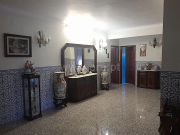 Moradia T6 para Venda em Souselo