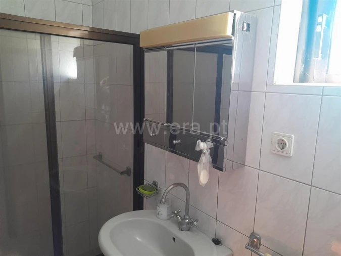 Moradia T6 para Venda em Souselo Foto 15