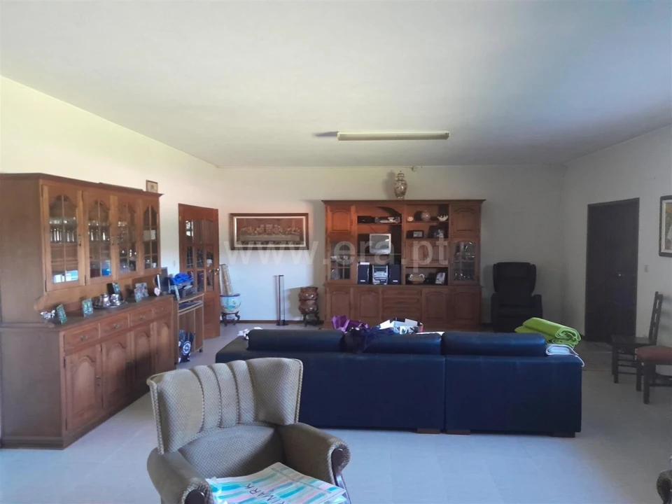 Moradia T6 para Venda em Souselo Foto 7