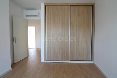 Moradia T3 para Venda em Oliveira do Douro