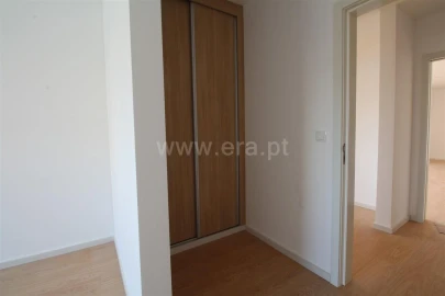 Moradia T3 para Venda em Oliveira do Douro
