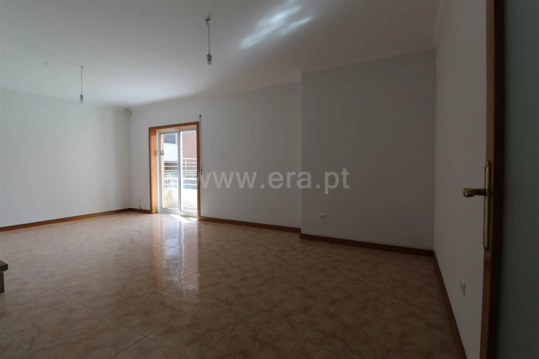 Apartamento T3 para Venda em Avintes Foto 4