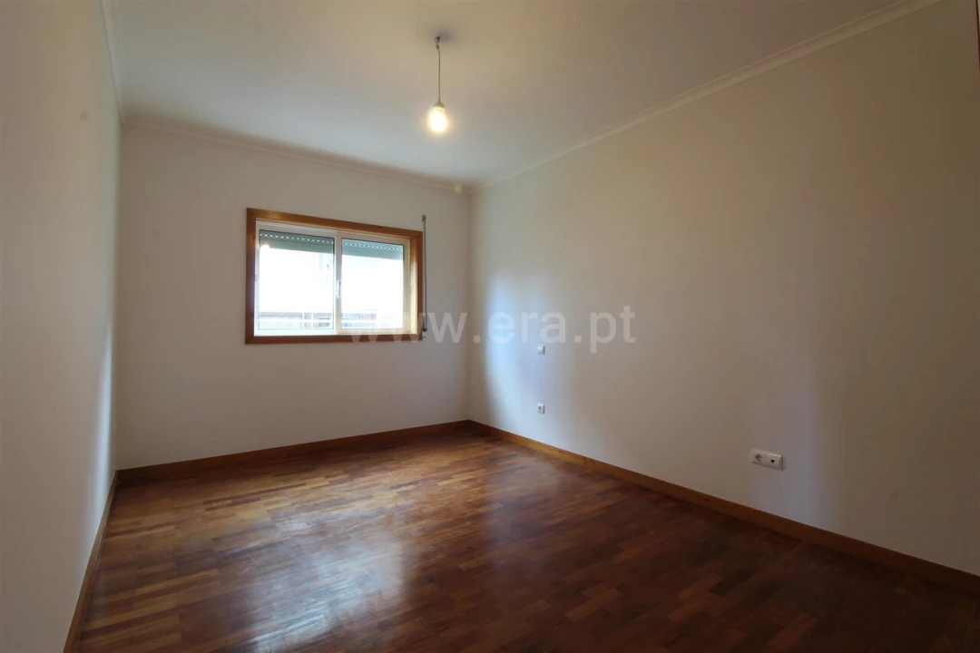 Apartamento T3 para Venda em Avintes Foto 13