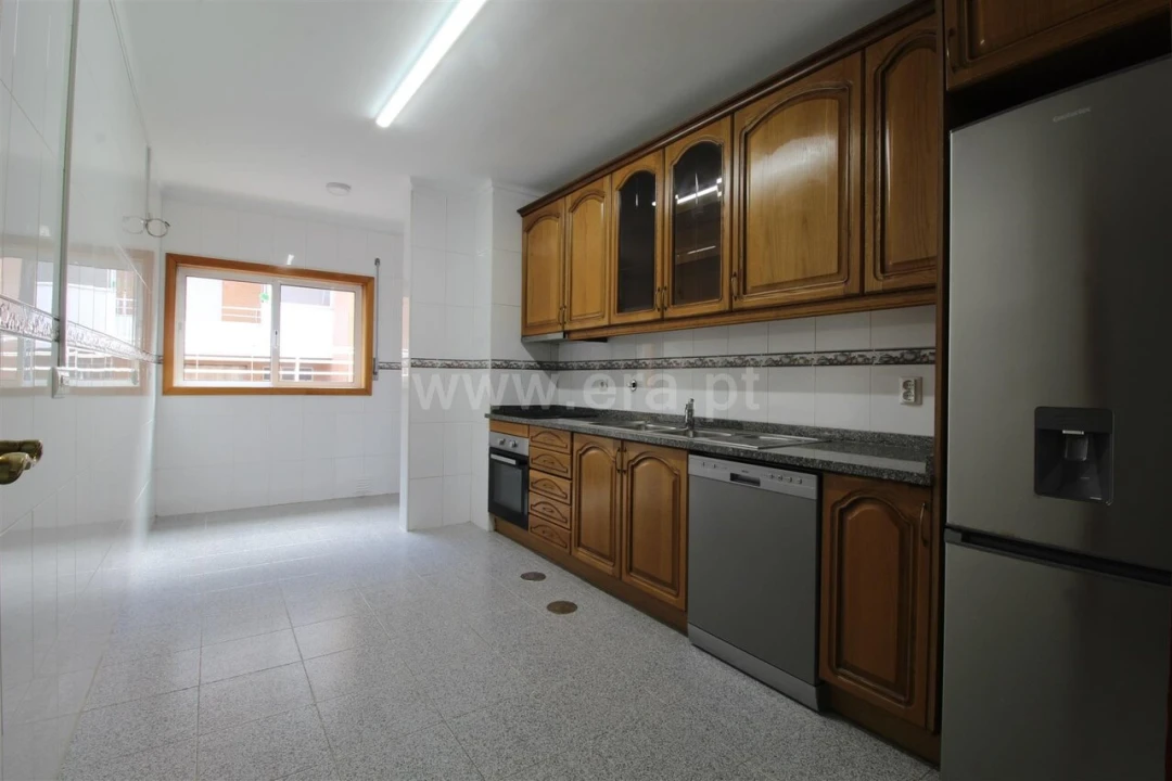 Apartamento T3 para Venda em Avintes Foto 9