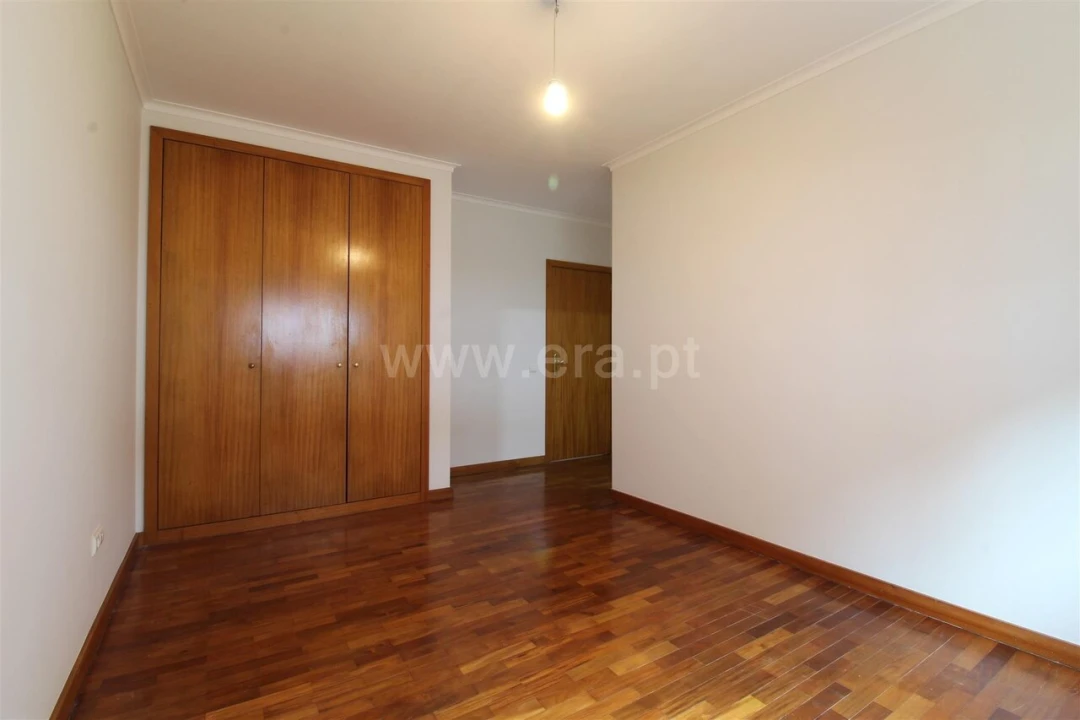 Apartamento T3 para Venda em Avintes Foto 14