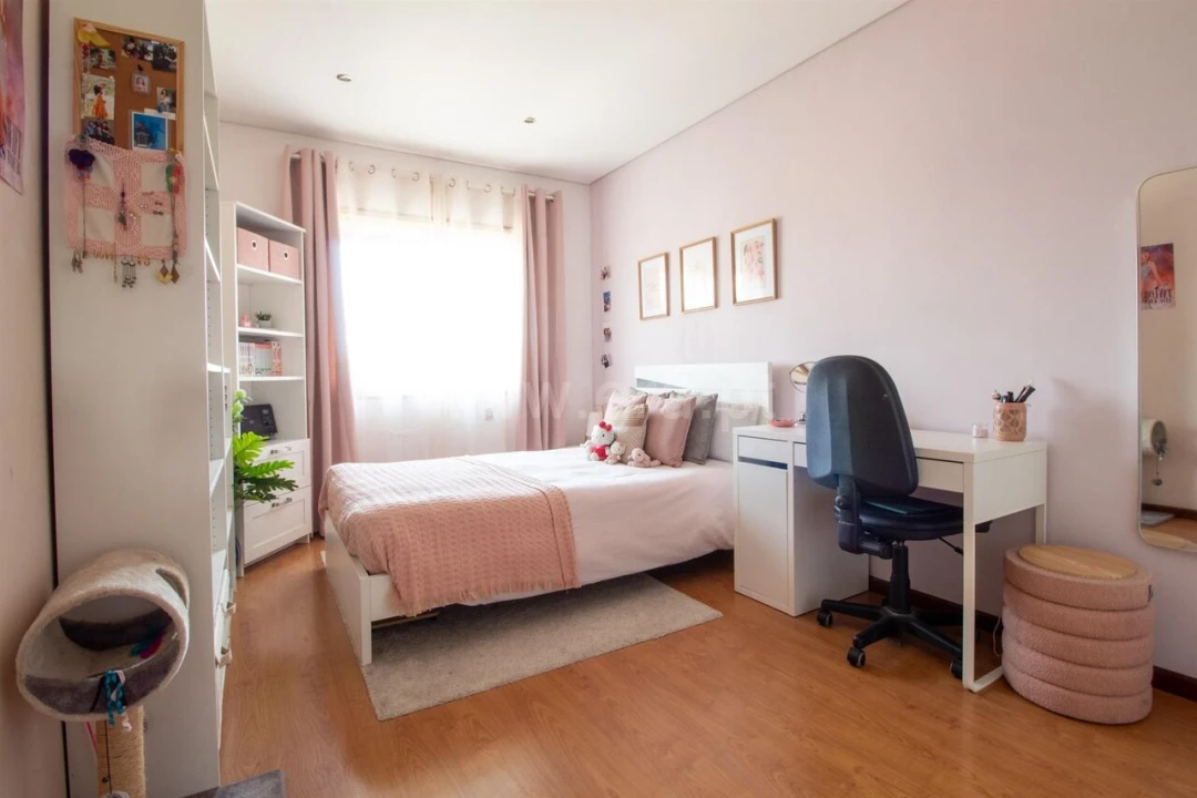 Apartamento T3 para Venda em Oliveira do Douro Foto 10