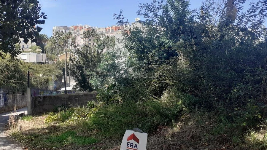 Terreno para Venda em Vilar de Andorinho