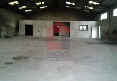 Armazém para Venda em Vade