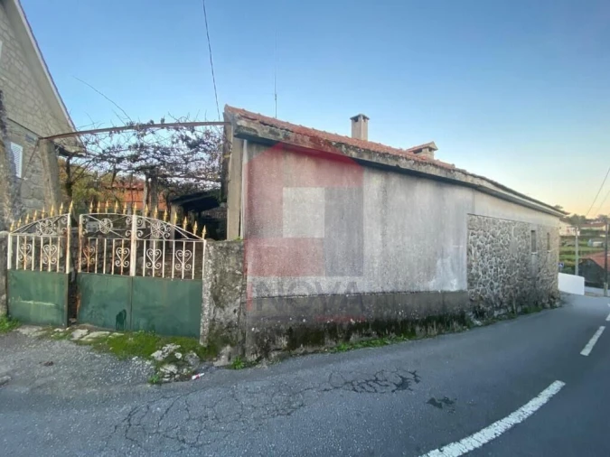 Moradia T2 para Venda em Ribeira do Neiva Foto 28