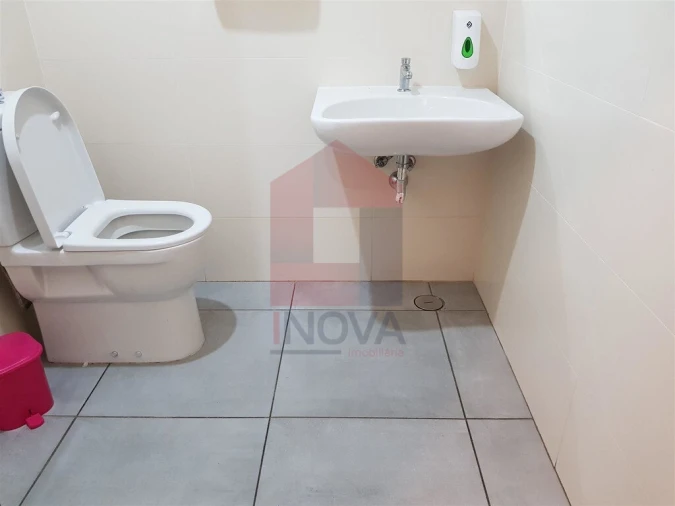Loja para Trespasse em Ribeira do Neiva Foto 10