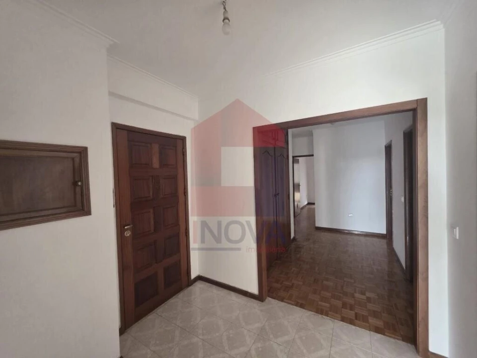 Apartamento T3 para Venda em Braga (Maximinos, Sé e Cividade) Foto 30