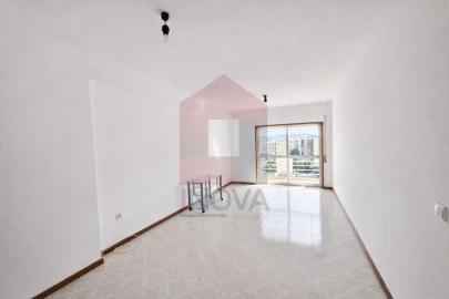 Apartamento T3 para Venda em Braga (Maximinos, Sé e Cividade)