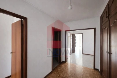 Apartamento T3 para Venda em Braga (Maximinos, Sé e Cividade)