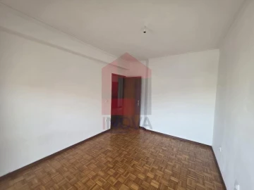 Apartamento T3 para Venda em Braga (Maximinos, Sé e Cividade)