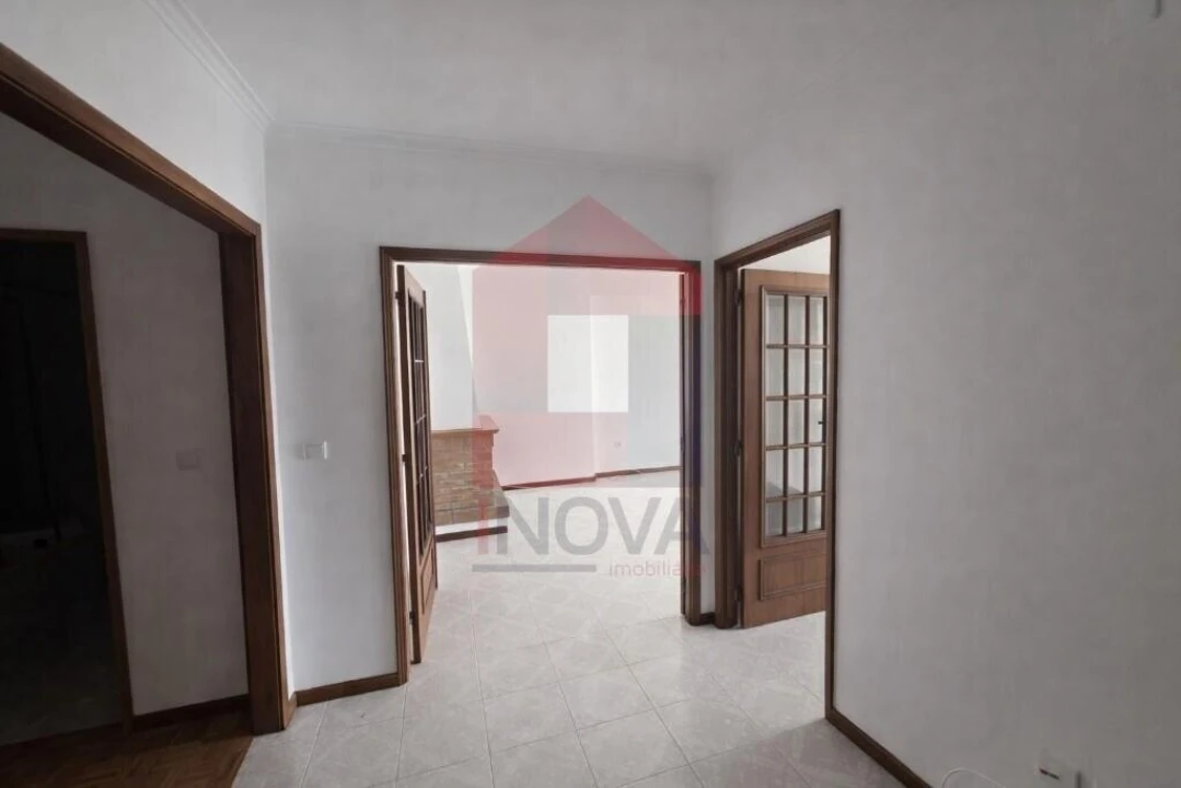 Apartamento T3 para Venda em Braga (Maximinos, Sé e Cividade) Foto 23