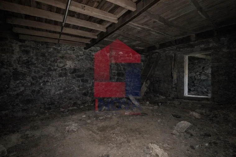 Moradia T5 para Venda em Ribeira do Neiva Foto 39