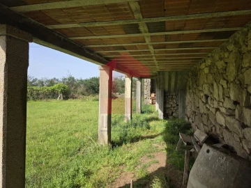 Moradia T3 para Venda em Esqueiros, Nevogilde e Travassós