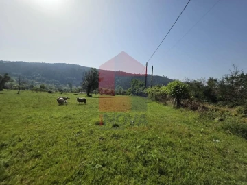 Moradia T3 para Venda em Esqueiros, Nevogilde e Travassós