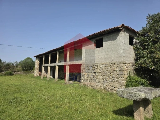 Moradia T3 para Venda em Esqueiros, Nevogilde e Travassós Foto 8