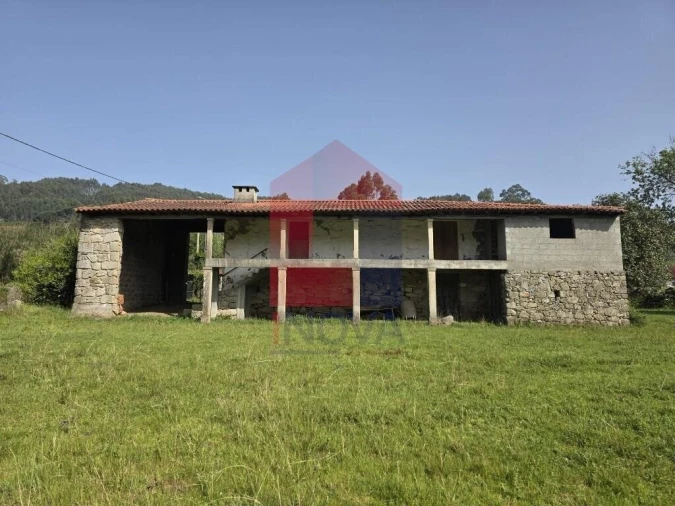 Moradia T3 para Venda em Esqueiros, Nevogilde e Travassós Foto 2